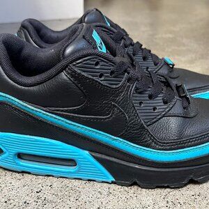 Nike Air Max 90 x Undefeated Black Blue Fury sz 7.5 women, 6 men/boys (EU 38.5)
